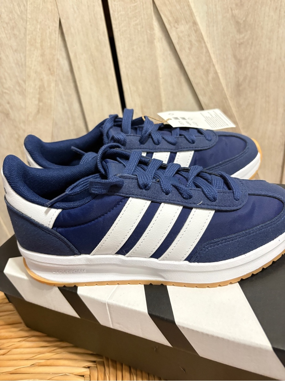 adidas Run 70s Sneakers | US 4 | NWT